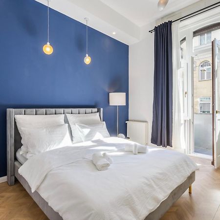 D58 - Grand Boulevard Royal Apartment - Best Location By Bqa Budapest Bagian luar foto
