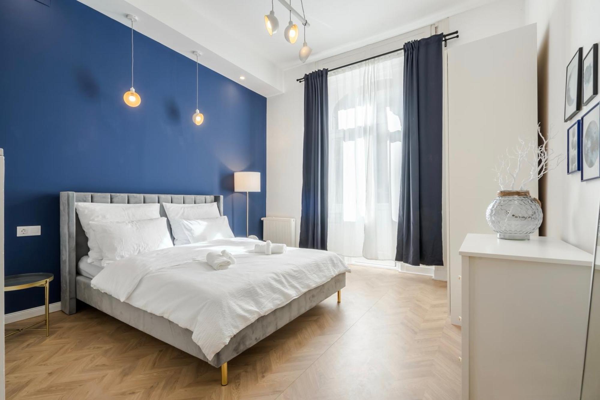D58 - Grand Boulevard Royal Apartment - Best Location By Bqa Budapest Bagian luar foto