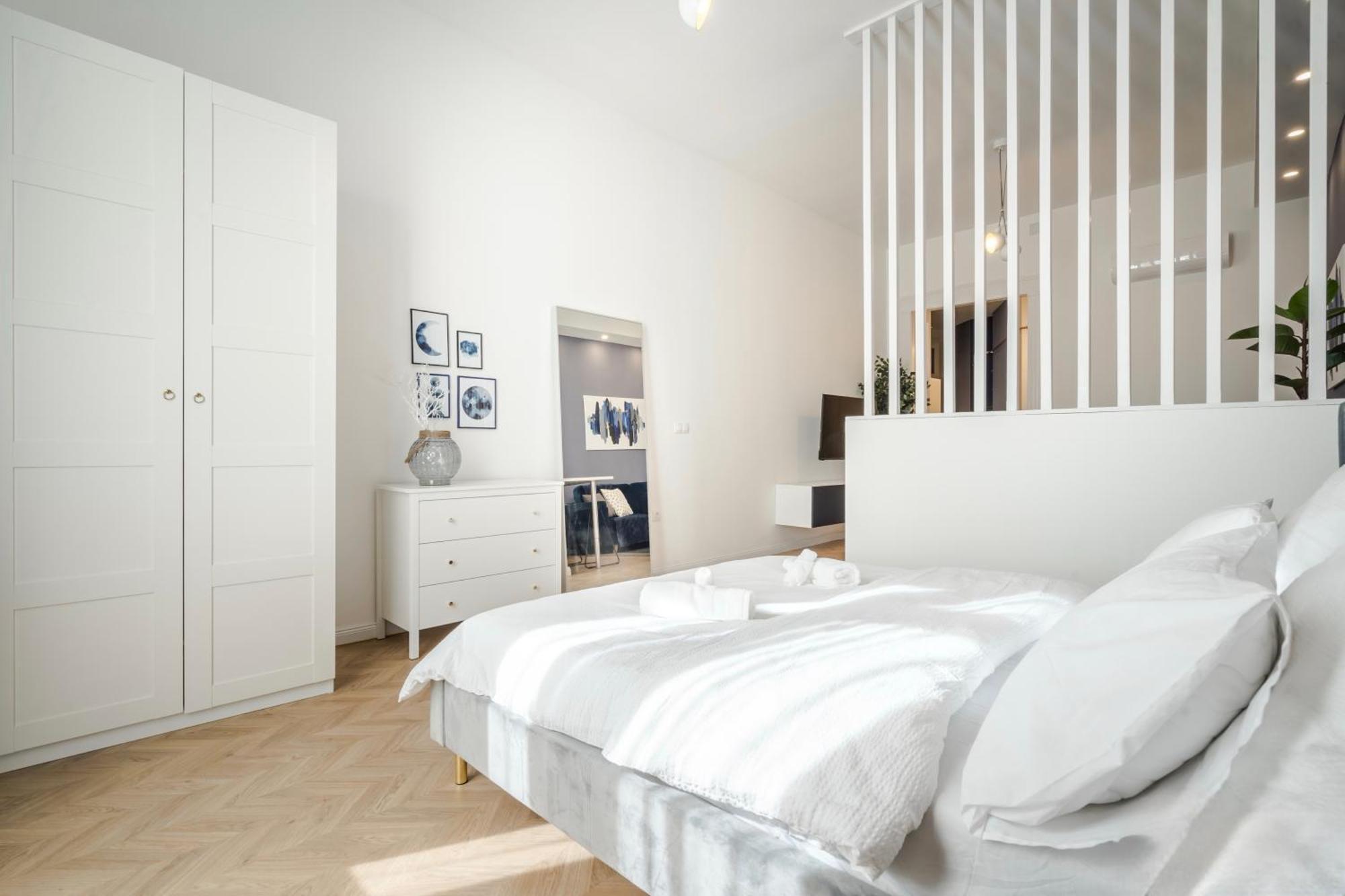 D58 - Grand Boulevard Royal Apartment - Best Location By Bqa Budapest Bagian luar foto
