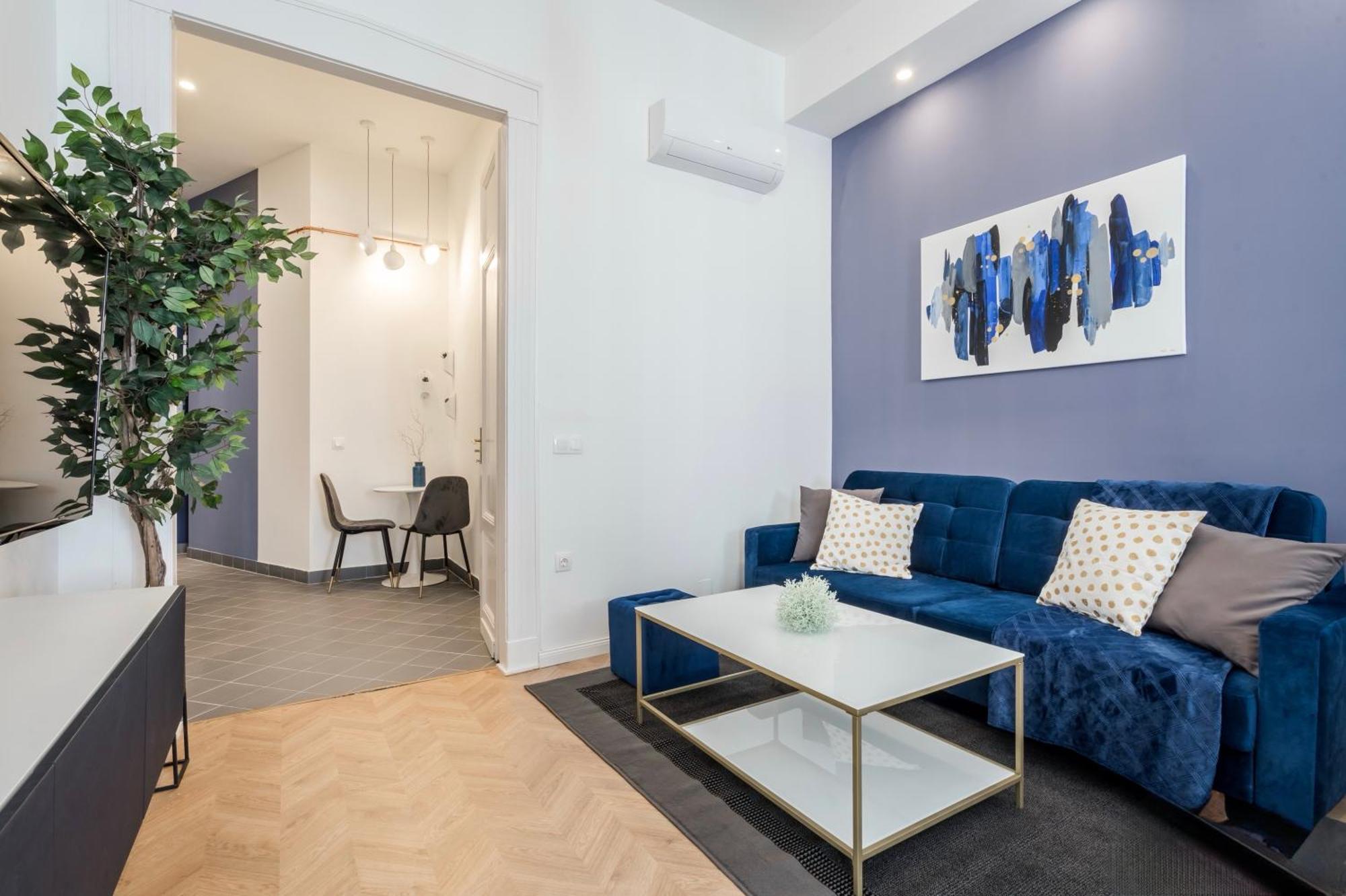 D58 - Grand Boulevard Royal Apartment - Best Location By Bqa Budapest Bagian luar foto